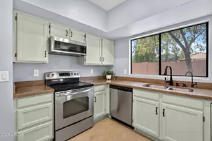 39 E La Vieve Ln, Tempe, AZ 85284 - Photo 17