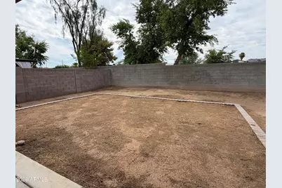 1541 W Saint Kateri Drive, Phoenix, AZ 85041 - Photo 15