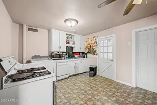 2922 W Fillmore St, Phoenix, AZ 85009 - Photo 9