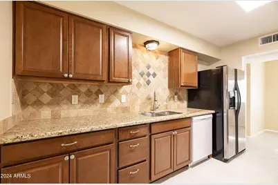 12208 N Pebble Beach Drive, Sun City, AZ 85351 - Photo 5
