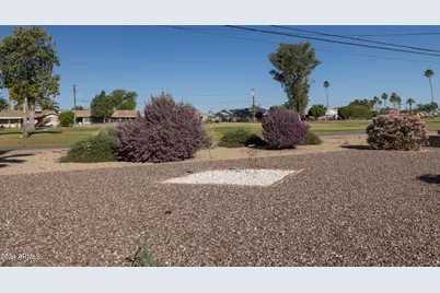 12208 N Pebble Beach Drive, Sun City, AZ 85351 - Photo 9