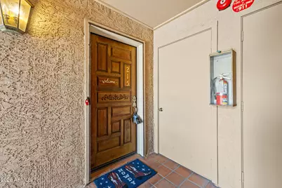 3031 N Civic Center Plaza #215, Scottsdale, AZ 85251 - Photo 17