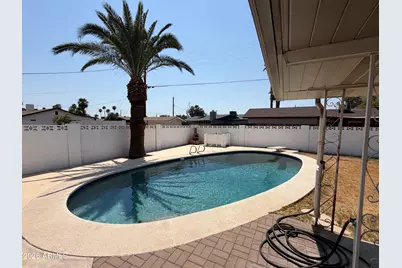 8228 N 35th Avenue, Phoenix, AZ 85051 - Photo 9