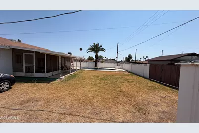8228 N 35th Avenue, Phoenix, AZ 85051 - Photo 13