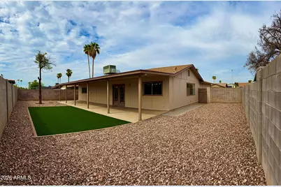 10021 N 47th Drive, Glendale, AZ 85302 - Photo 17