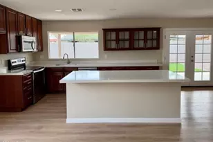 10021 N 47th Dr, Glendale, AZ 85302 - Photo 5