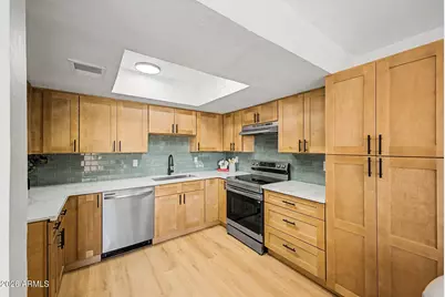 4470 W Palmaire Avenue, Glendale, AZ 85301 - Photo 3