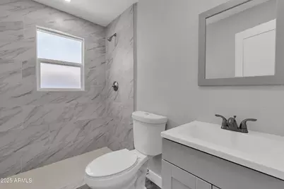 3110 N 39th Street, Phoenix, AZ 85018 - Photo 11