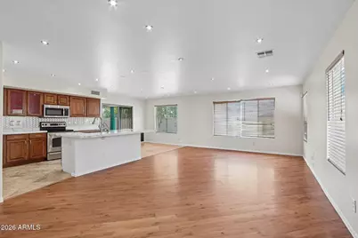 520 S 112th Drive, Avondale, AZ 85323 - Photo 11