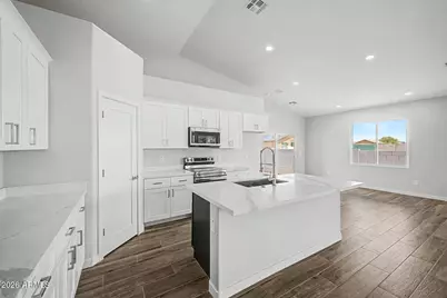 11064 W Torren Drive, Arizona City, AZ 85123 - Photo 13