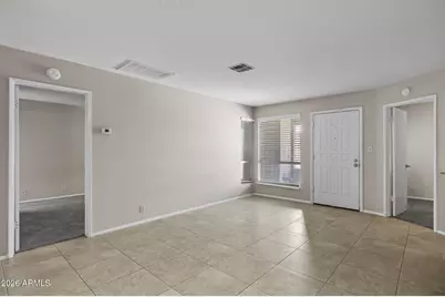 312 W Yukon Drive #2, Phoenix, AZ 85027 - Photo 9