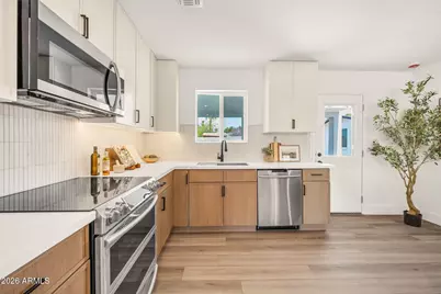 4902 E Granada Road, Phoenix, AZ 85008 - Photo 11