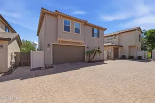 464 N Ranger Trail, Gilbert, AZ 85234 - Photo 1