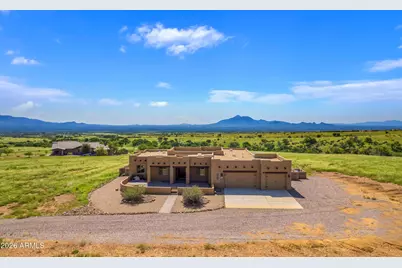 6100 E Darley Drive, Hereford, AZ 85615 - Photo 1