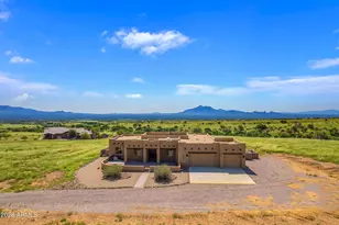 6100 E Darley Dr, Hereford, AZ 85615 - Photo 1