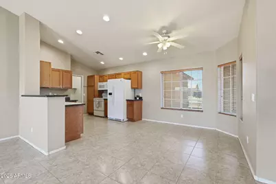 8390 W Coronado Drive, Arizona City, AZ 85123 - Photo 9
