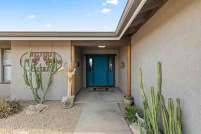 1011 E Maddock Road, Phoenix, AZ 85086 - Photo 9