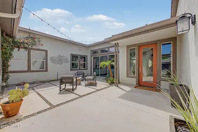 3671 E Aquarius Place, Chandler, AZ 85249 - Photo 17