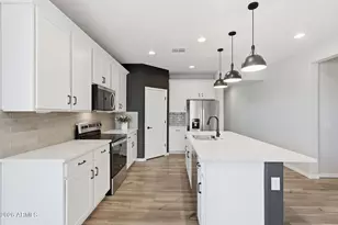 32300 N Daylight Dr, San Tan Valley, AZ 85144 - Photo 17