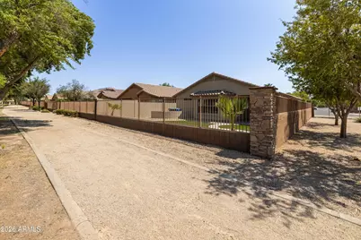 3226 W Alta Vista Road, Phoenix, AZ 85041 - Photo 27