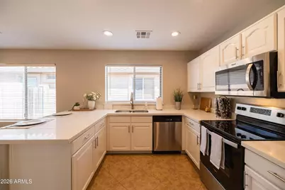 3226 W Alta Vista Road, Phoenix, AZ 85041 - Photo 5