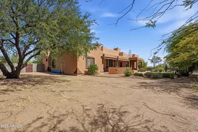 31 E Desert Hills Drive, Phoenix, AZ 85086 - Photo 35