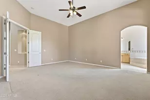 31 E Desert Hills Dr, Phoenix, AZ 85086 - Photo 15