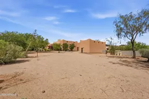 31 E Desert Hills Dr, Phoenix, AZ 85086 - Photo 33