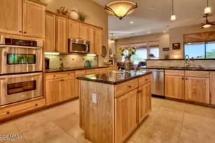 31 E Desert Hills Dr, Phoenix, AZ 85086 - Photo 5