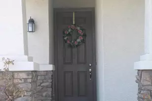 10113 W Angels Ln, Peoria, AZ 85383 - Photo 3