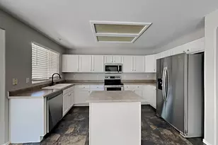 13019 W Monterey Way, Avondale, AZ 85392 - Photo 3
