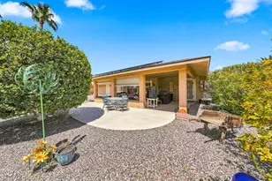 17426 N Calico Dr, Sun City, AZ 85373 - Photo 5