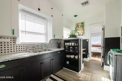 1433 E Osborn Road, Phoenix, AZ 85014 - Photo 13