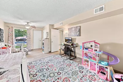 10822 W Santa Fe Drive, Sun City, AZ 85351 - Photo 15