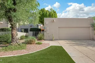 2626 E Arizona Biltmore Cir, Phoenix, AZ 85016 - Photo 1