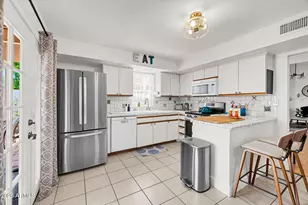 6625 N Majorca Way W, Phoenix, AZ 85014 - Photo 7
