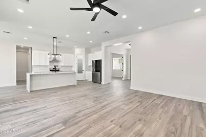 35382 W Estes Way, Arlington, AZ 85322 - Photo 7