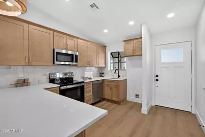 1500 N Sunview Parkway #19, Gilbert, AZ 85234 - Photo 3