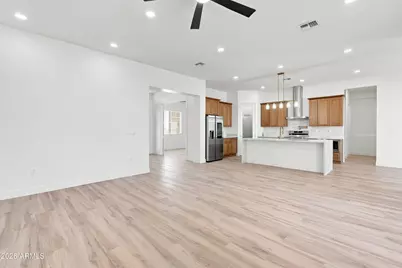35416 W Estes Way, Arlington, AZ 85322 - Photo 9