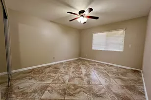 2534 E Villa Theresa Dr, Phoenix, AZ 85032 - Photo 9