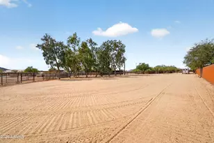 141 E Cloud Rd, Phoenix, AZ 85086 - Photo 85