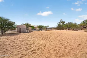 141 E Cloud Rd, Phoenix, AZ 85086 - Photo 89