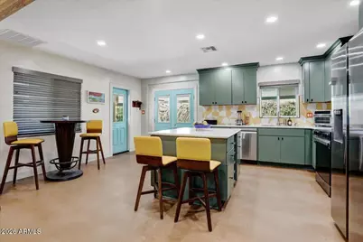 7010 N 11th Place, Phoenix, AZ 85020 - Photo 5
