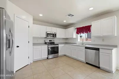2505 E San Manuel Road, San Tan Valley, AZ 85143 - Photo 11