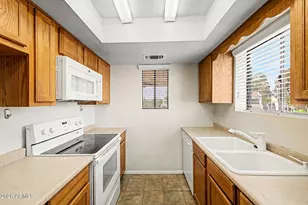 850 S River Dr, Tempe, AZ 85281 - Photo 15
