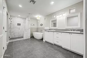 1011 W Palo Verde Dr, Phoenix, AZ 85013 - Photo 17