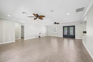 1011 W Palo Verde Dr, Phoenix, AZ 85013 - Photo 5
