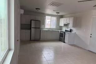 16026 N 68th Ave, Peoria, AZ 85382 - Photo 23