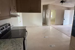 16026 N 68th Ave, Peoria, AZ 85382 - Photo 13