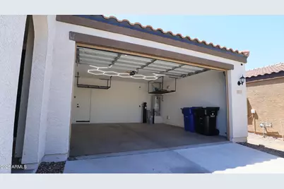 2413 W Sunland Avenue, Phoenix, AZ 85041 - Photo 7